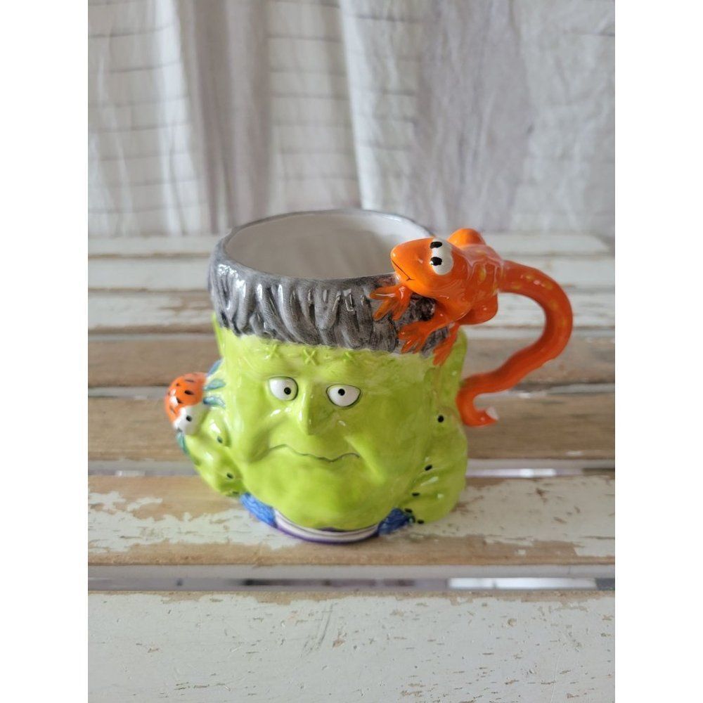 JCPenney Frankenstein lizard Halloween‎ cup mug as is vintage home collection